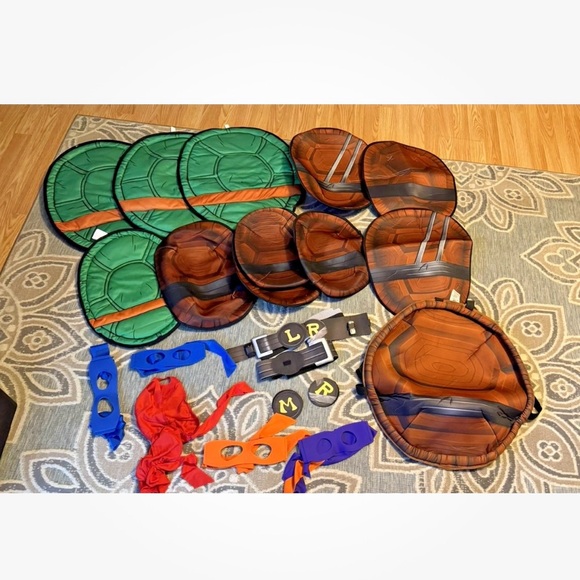 TMNT 🐢 Ninja Turtles accessories shells masks belts costume lot Halloween - Picture 1 of 3